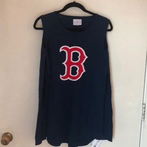 Women’s xl Boston Red Sox light sweater